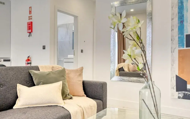 Beco Santa Emilia 3J a Home in Madeira