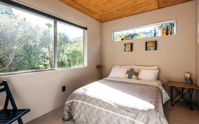 The Fat Pigeon - Omiha Holiday Home