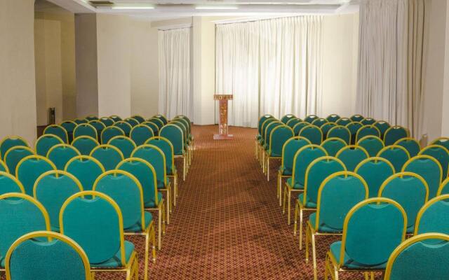 Miraflores Colon Hotel