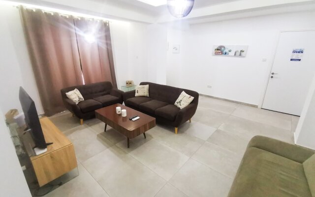 Sandy Bottoms Beach Apartment