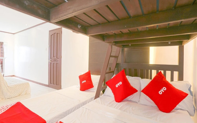 OYO 759 Royal South Garden Suites