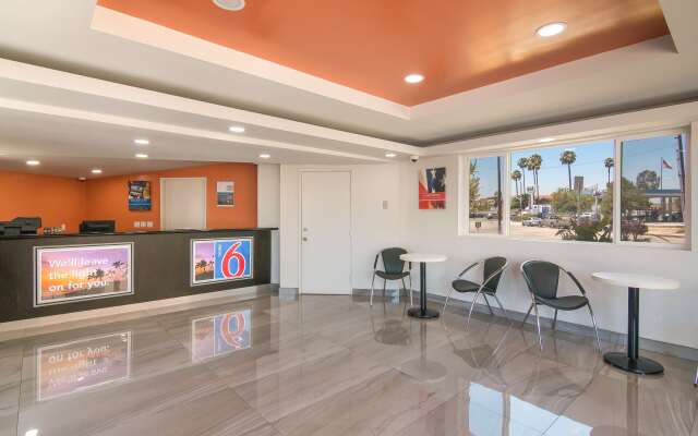Motel 6 South El Monte, CA - Los Angeles