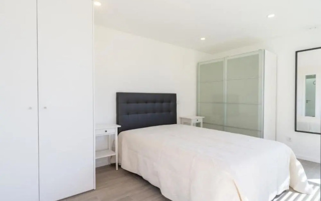 Another Side in Ovar