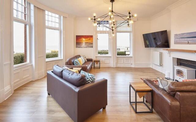 Host Stay Sea Forever Seafront Villa