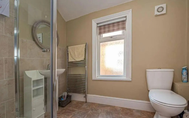 Hornsea Retreat Close to Sea - Sleeps 5