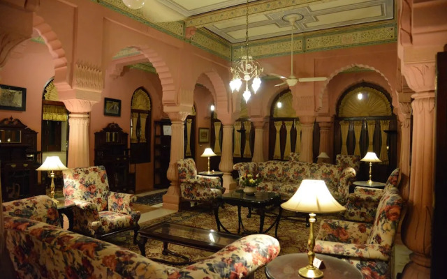 Gajner Palace