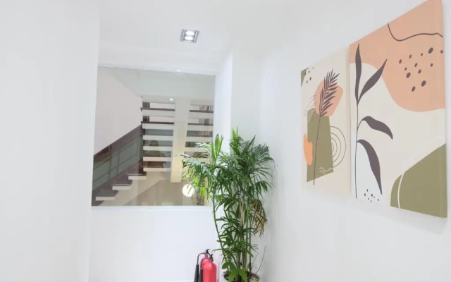 The Arrivals Home-District 3-10stars-SG center