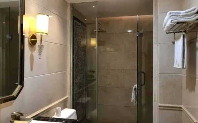 Phoenix Hotel