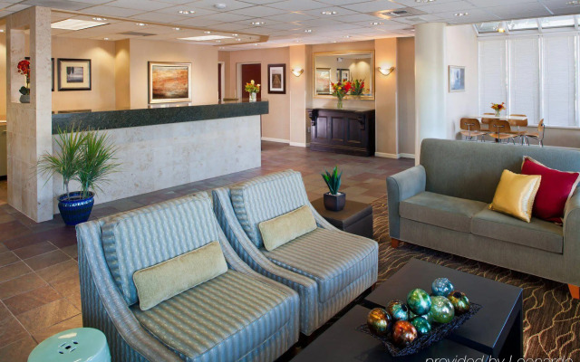 Silver Cloud Inn Portland