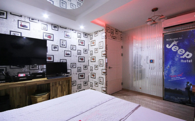 Daegu Dongseongno Jeep