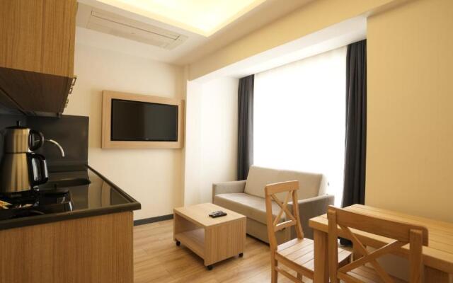 Alesta Seaside Residence