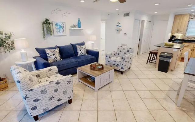 Sandpiper Cove 1086 2 Bedroom Condo by RedAwning