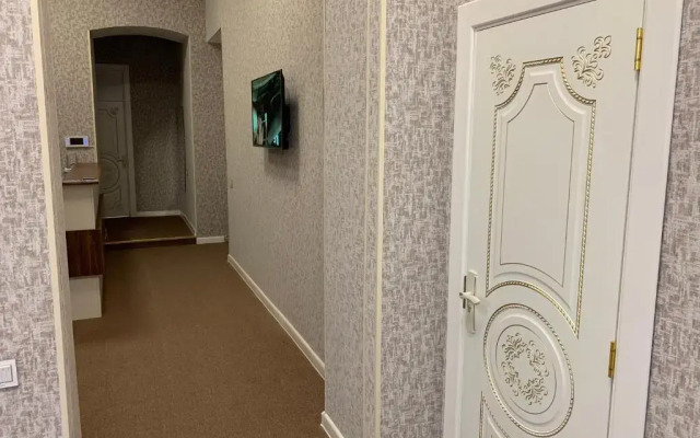 Khagani Street Apartments