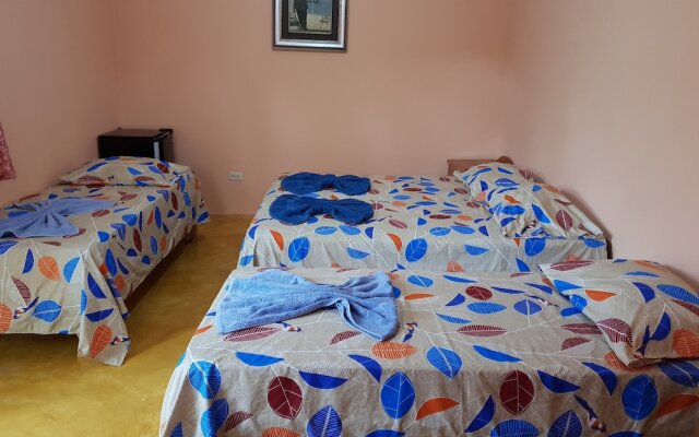 Gipsy Ranch Rooms - Hostel