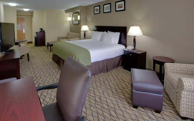 Holiday Inn Express Charles Town by IHG