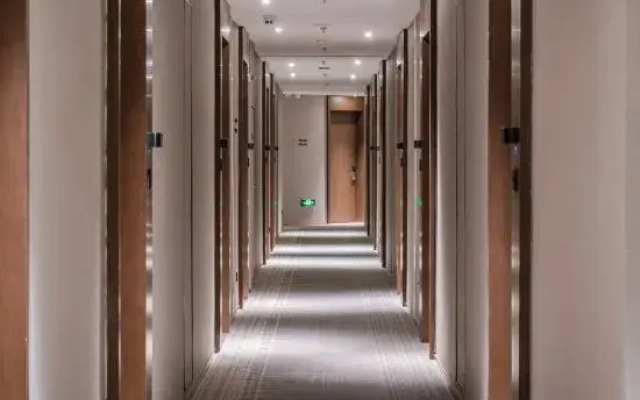 Suning Auraya Hotel (Suning Plaza Store, Langyashan, Chuzhou)