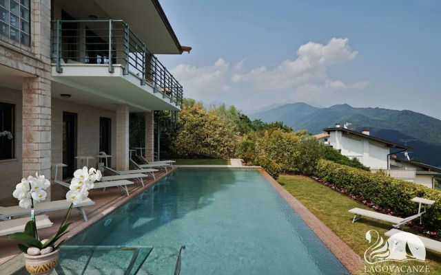 Villa Livia Luxury in Villanuova sul Clisi