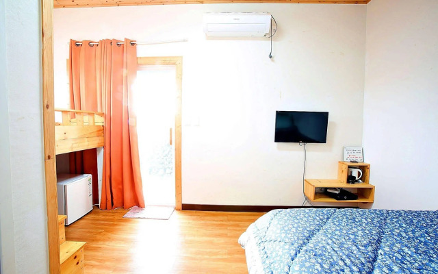 Jini Cottage