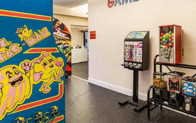 Days Hotel by Wyndham Williamsburg I-64