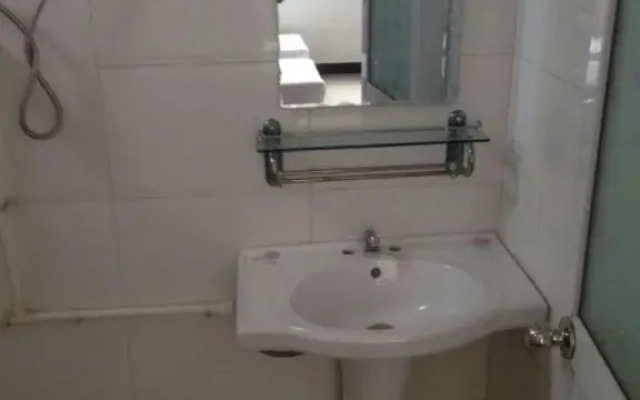 Yesanpo Bailixia168 Inn