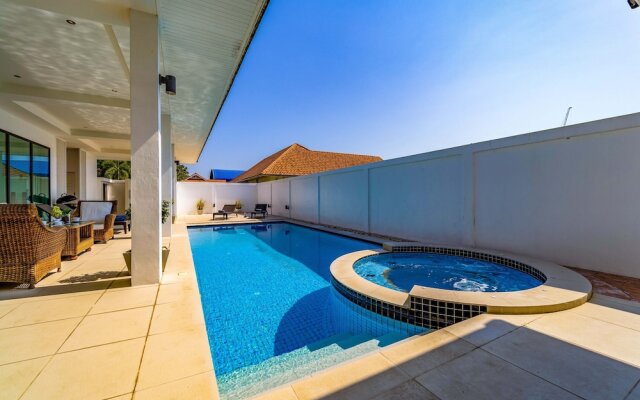 Modern Large 2 Bedroom Pool Villa - PV2