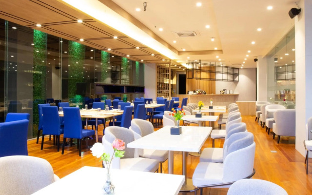 Le Srivaree Suvarnabhumi Airport Hotel
