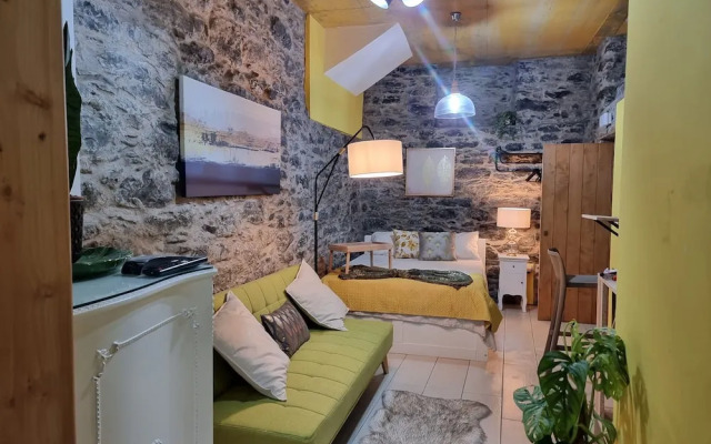 Room-discover Magical Calheta