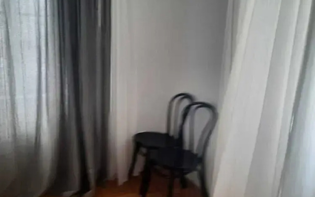 Value 2BR Apt Central City Location