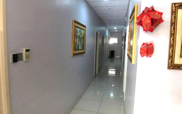 Super OYO 156 YP Boutique Hotel