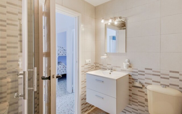 Charming Apartment in Chipiona Near Lighthouse