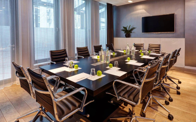 Premier Inn Berlin Alexanderplatz Hotel