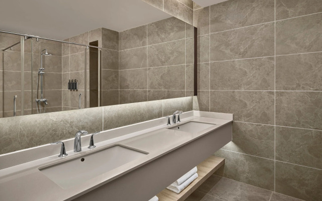 Sheraton Samoa Aggie Grey's Hotel & Bungalows