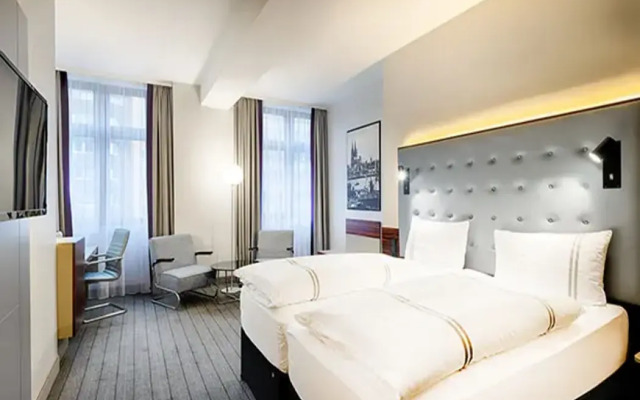 Premier Inn Cologne City Mediapark Hotel