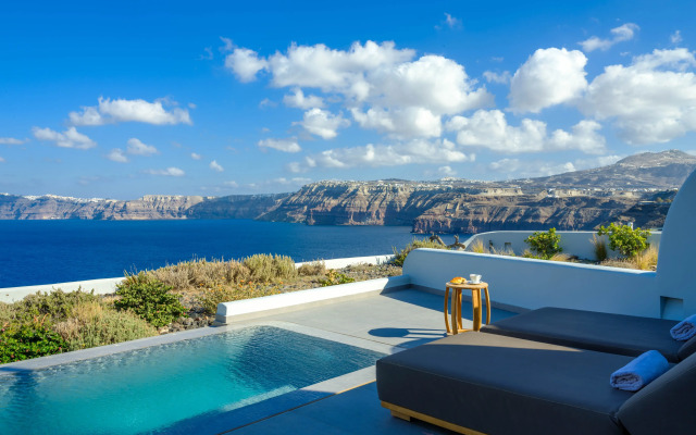 Neptune Luxury Spa Suites