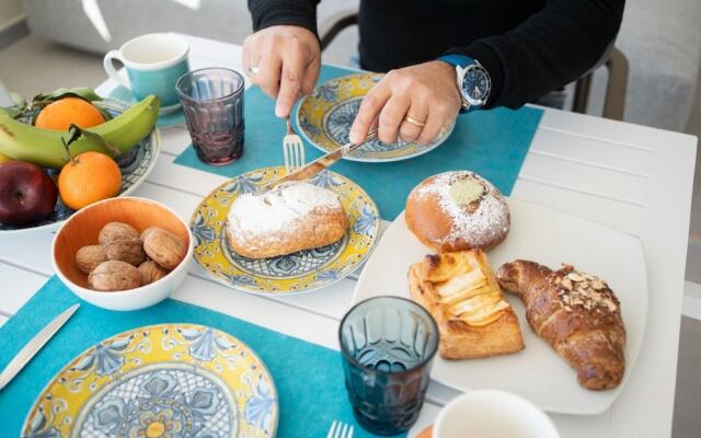 azzurra guest house