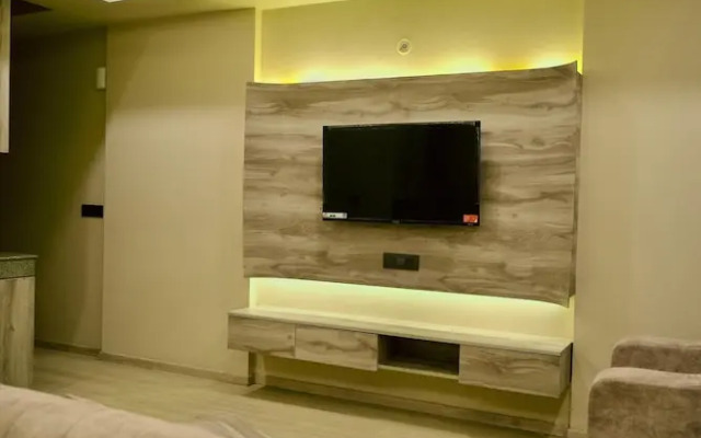 Villa Vistosa Gomti Nagar