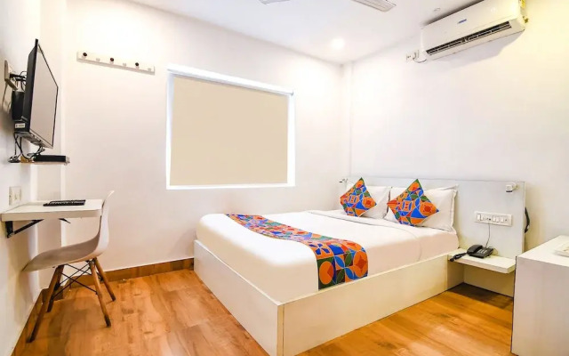 Transit Express By OYO Rooms