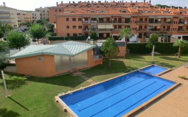 106174 - Apartment in Lloret de Mar
