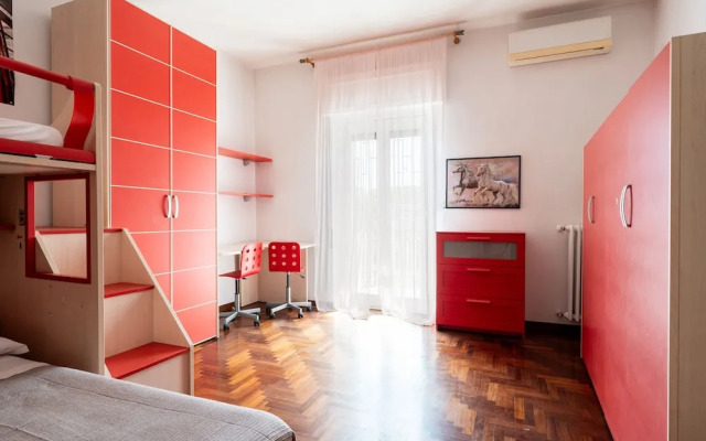 Roomy Family Apartment by Wonderful Italy