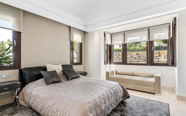 All About Le Reve Villa