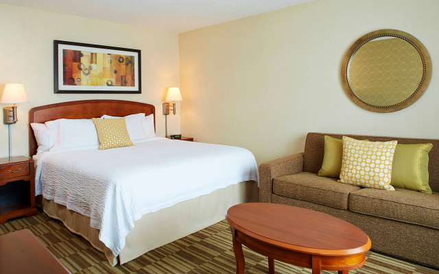 Courtyard by Marriott Boston Natick