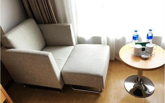 GreenTree Inn Jiaxing Nanyang College Henglong Square Hotel
