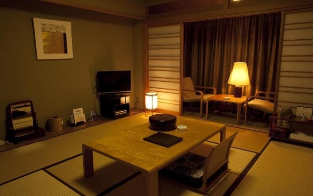 Yuzawa Grand Hotel – Guest Rooms – Yuzawa
