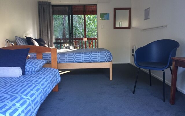 Kanuka Ridge Lodge and Backpackers