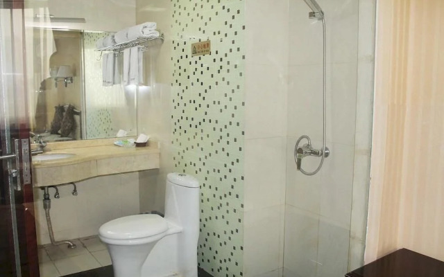 Traffic Hotel Chengdu