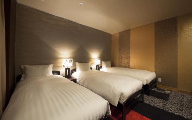 Centurion Ladies Hostel Ueno Park - Caters to Women