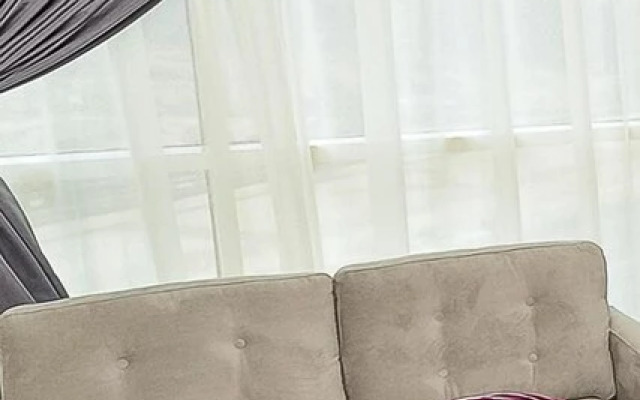 KOHH – Studio in Reef Residence