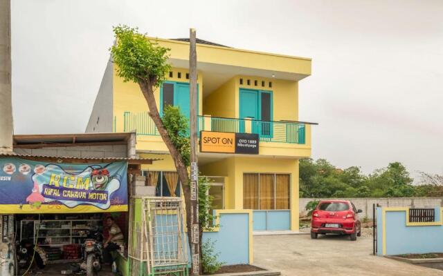 OYO Life 1889 Mbuahpage