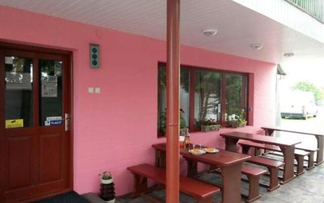 Eco Hotel & Camping LEO
