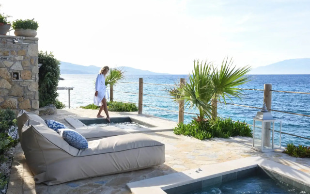 Paradisso Luxury Beach Villas